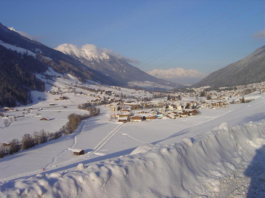 Haus Harbauer Apartment Neustift im Stubaital Ngoại thất bức ảnh